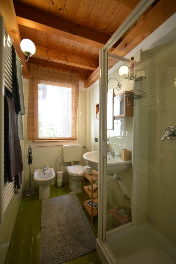 Casa Vacanze Chez La Reine - Holiday Home Vicenza Buitenkant foto