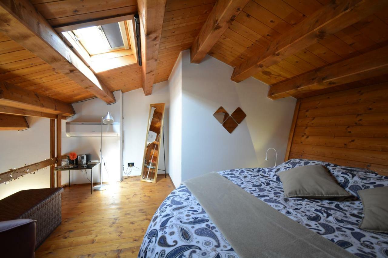Casa Vacanze Chez La Reine - Holiday Home Vicenza Buitenkant foto